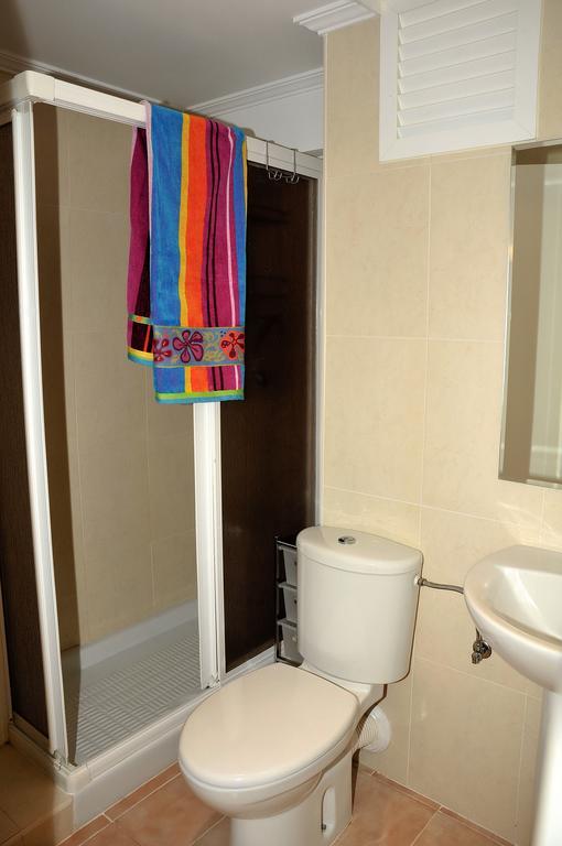 S'Arenal Apartments Portinatx Chambre photo