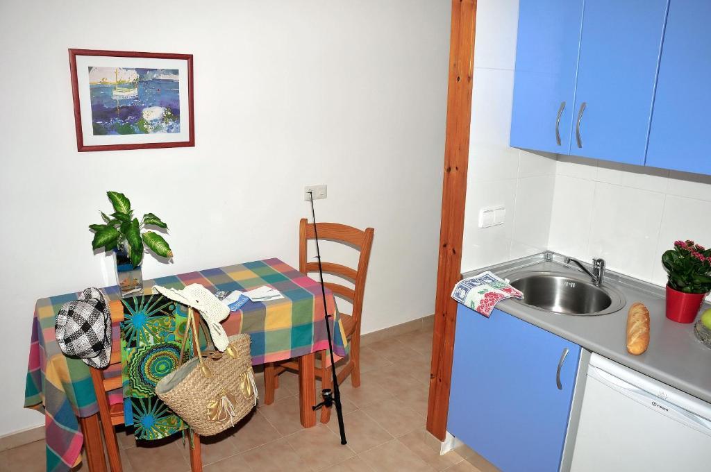 S'Arenal Apartments Portinatx Chambre photo