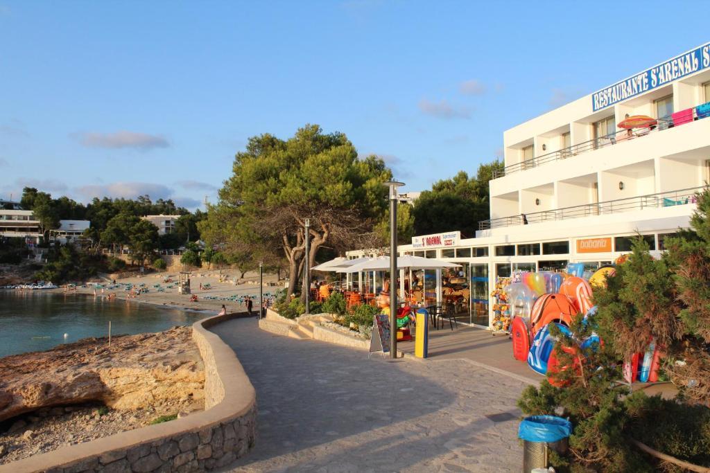 S'Arenal Apartments Portinatx Extérieur photo